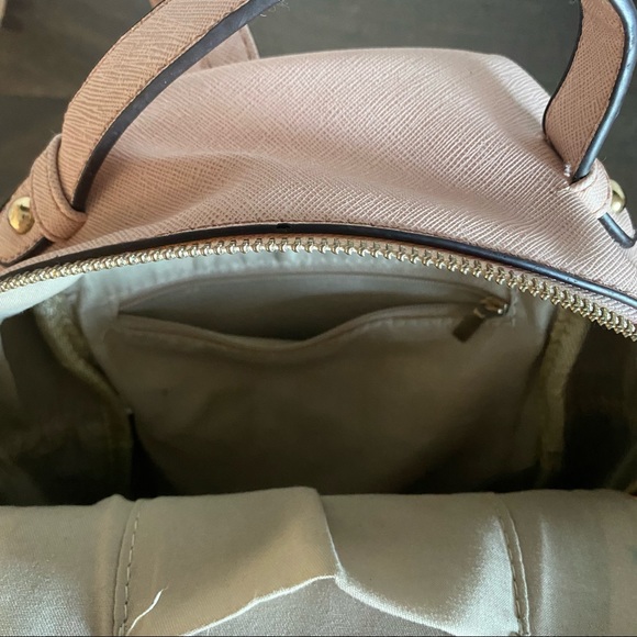 Pink Heart mini backpack - Picture 4 of 5